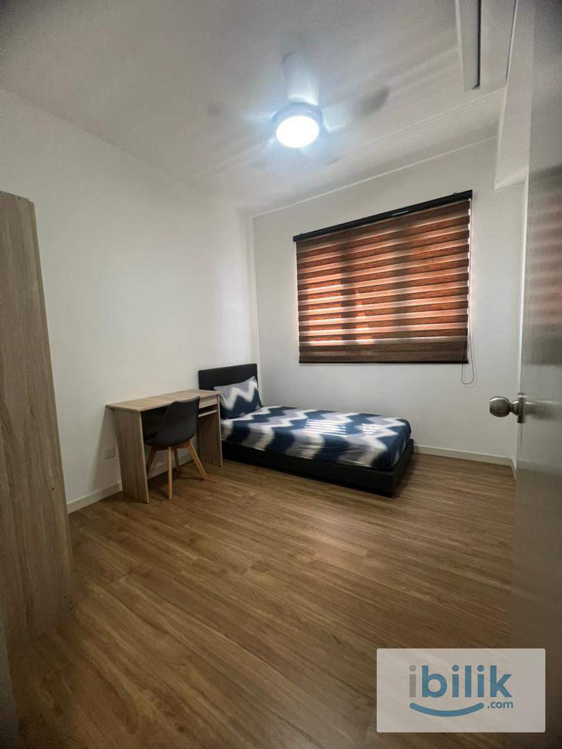 M Vertica Middle Room For Rent-Muslim Lady Only, ~ Just 4 min Walking Distance to LRT/MRT Maluri - Image 2