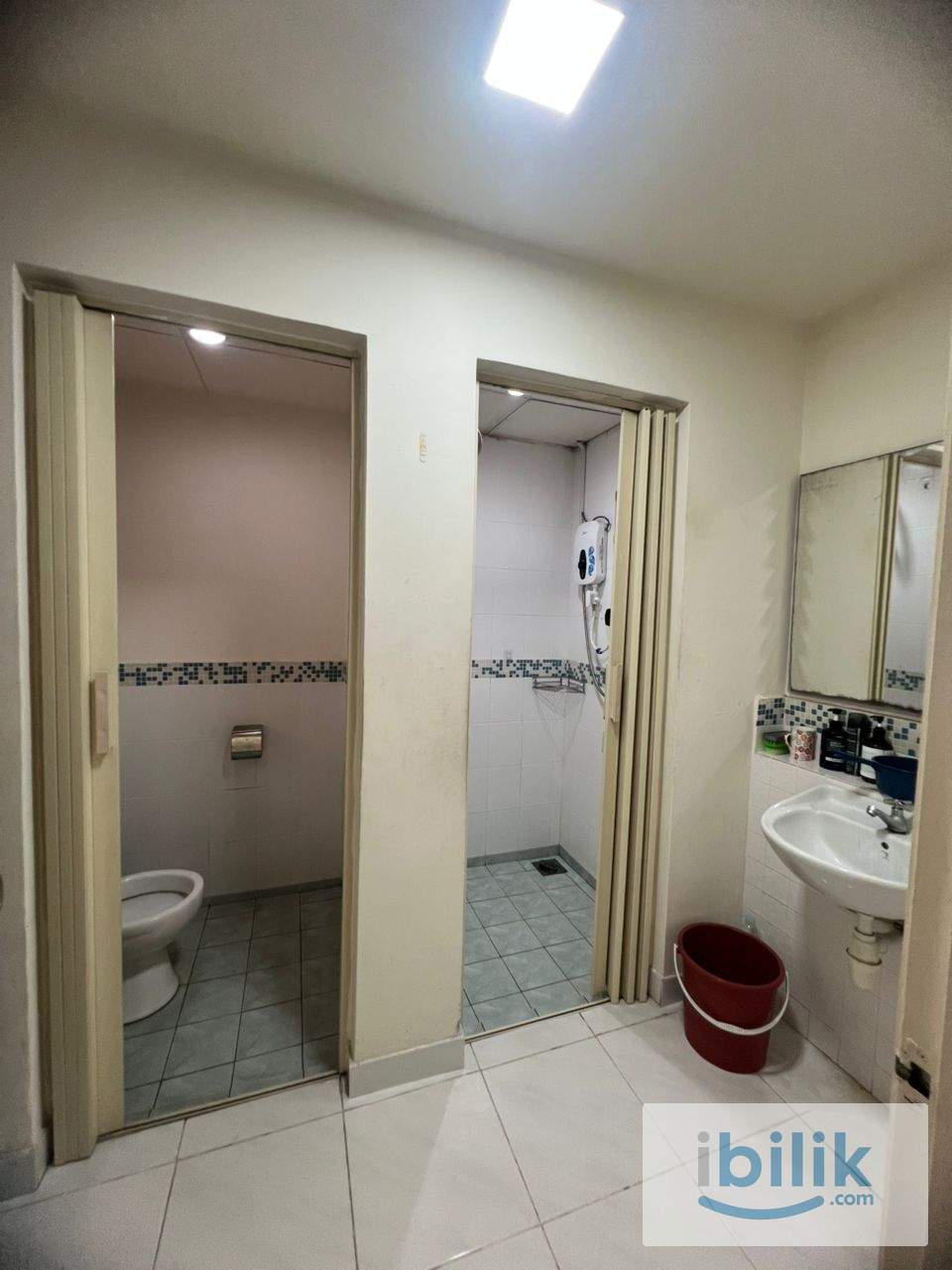 Seri Maya Middle Room For Rent- Female, Just 4 min walking distance to LRT Setiawangsa - Image 7