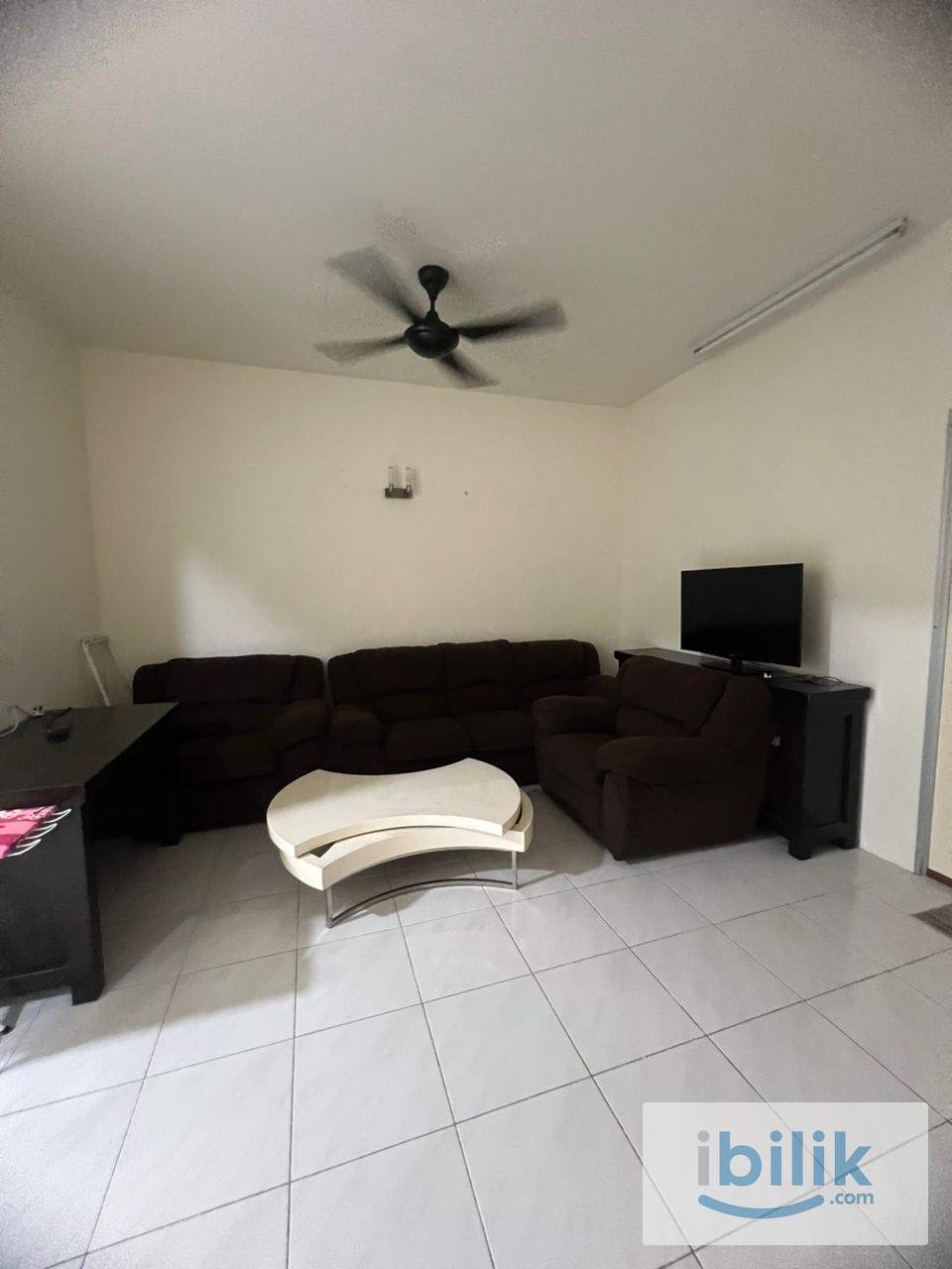 Seri Maya Middle Room For Rent- Female, Just 4 min walking distance to LRT Setiawangsa - Image 8