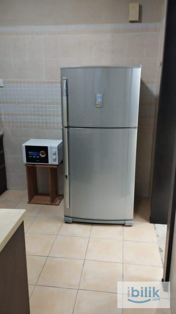 Desa Putra Condominium Big Master Room with Private Bathroom For Rent, Female Only, - Image 2