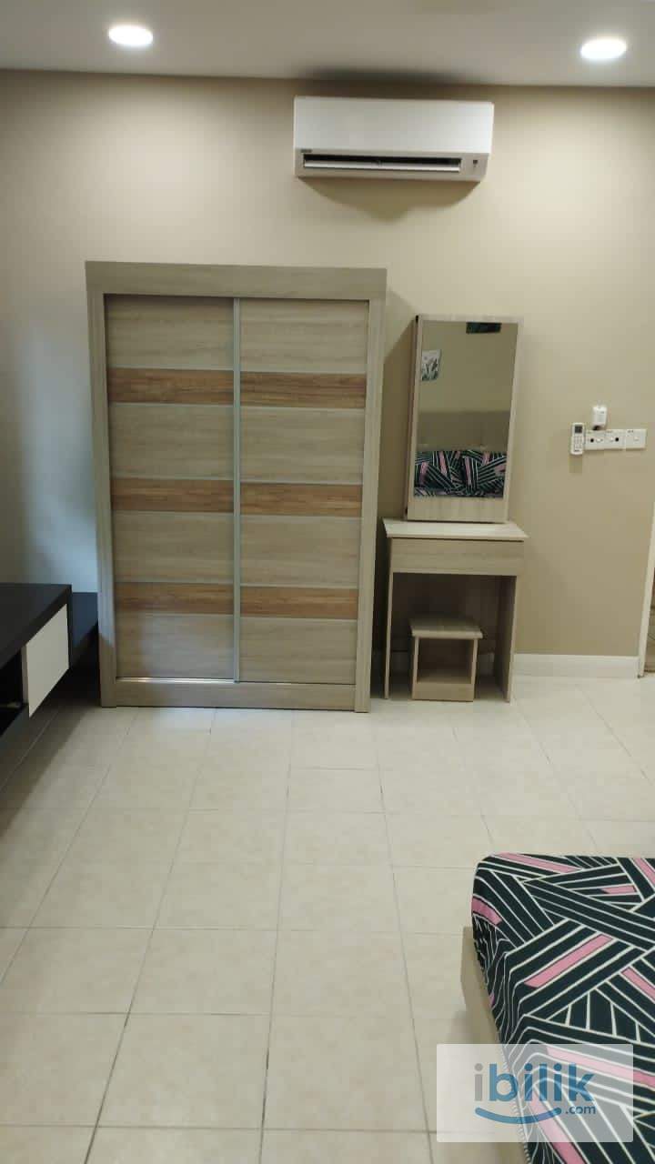 Desa Putra Condominium Big Master Room with Private Bathroom For Rent, Female Only, - Image 3