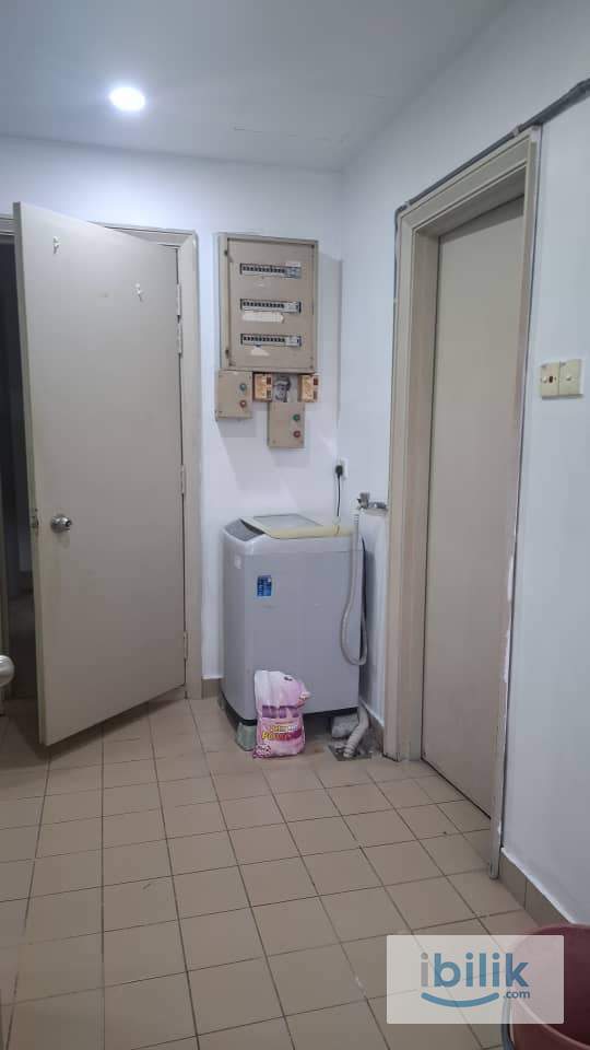 Suasana Sentral Single Room For Rent, Mixed Gender Only, Just 2-4 min walk to Direct KL Sentral - Image 1