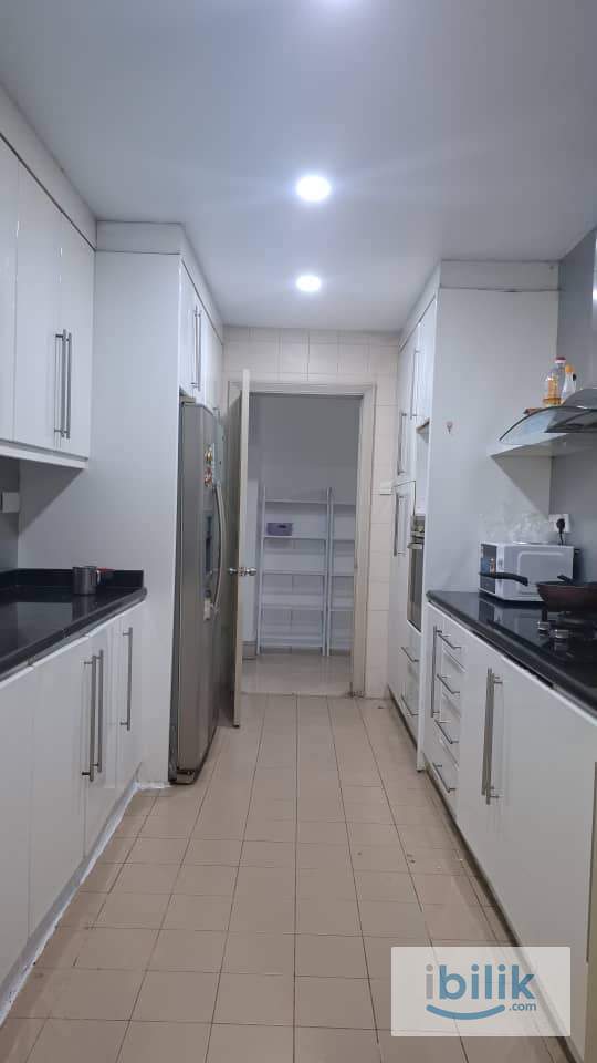 Suasana Sentral Single Room For Rent, Mixed Gender Only, Just 2-4 min walk to Direct KL Sentral - Image 3