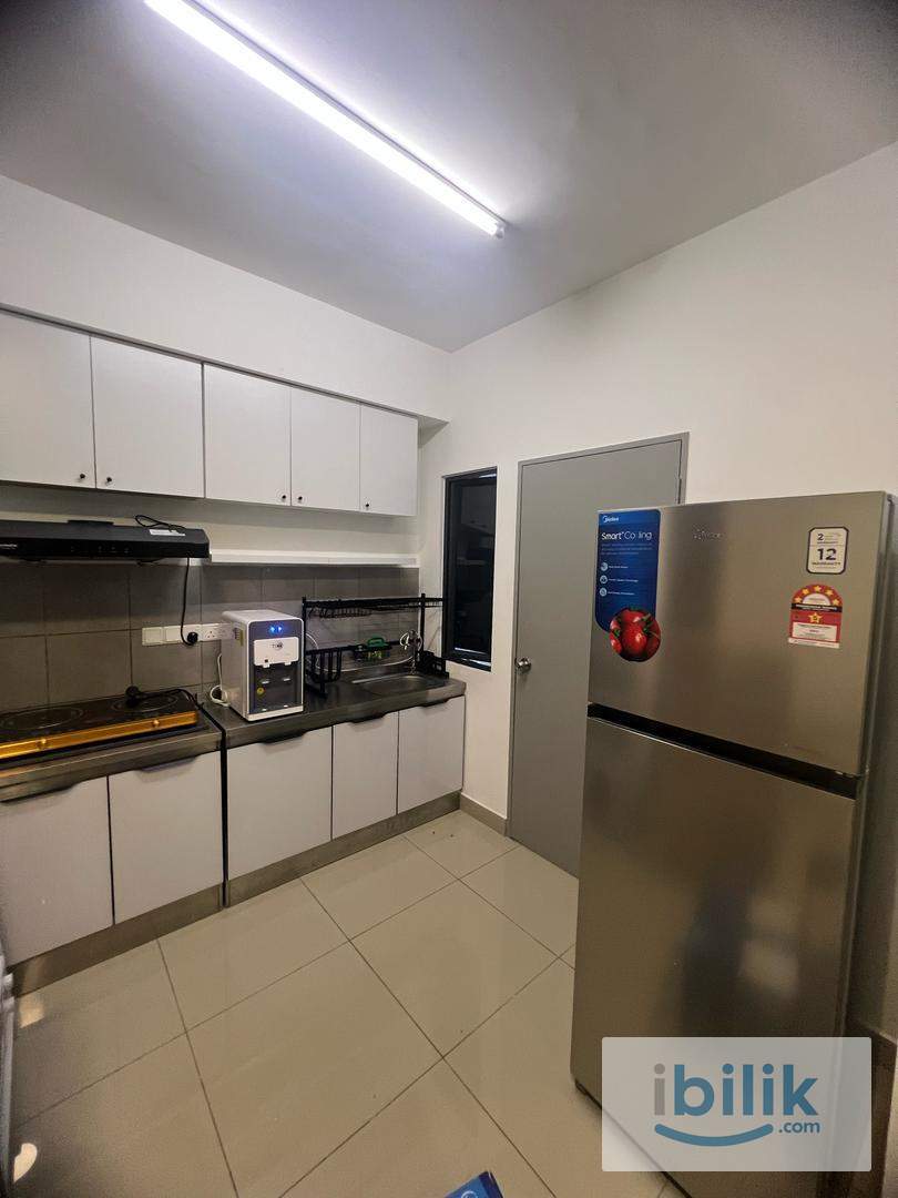M Vertica Residence Master Room For Rent, Mixed Gender Only,  Just 4 min Walking Distance to LRT/MRT Maluri  - Image 2