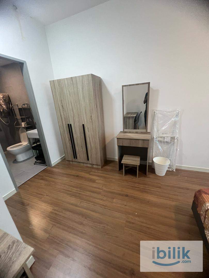 M Vertica Residence Master Room For Rent, Mixed Gender Only,  Just 4 min Walking Distance to LRT/MRT Maluri  - Image 5