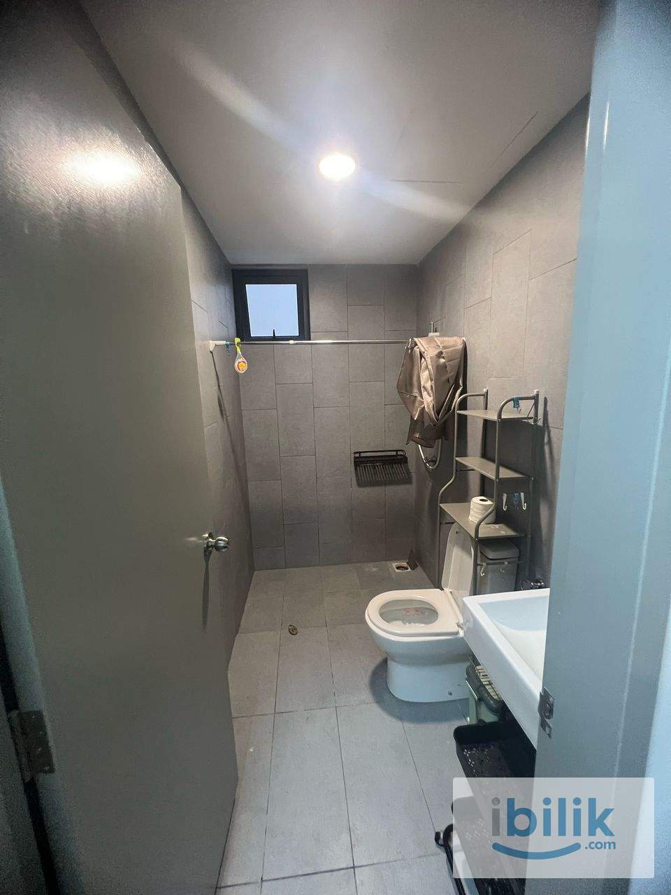 M Vertica Residence Master Room For Rent, Mixed Gender Only,  Just 4 min Walking Distance to LRT/MRT Maluri  - Image 8