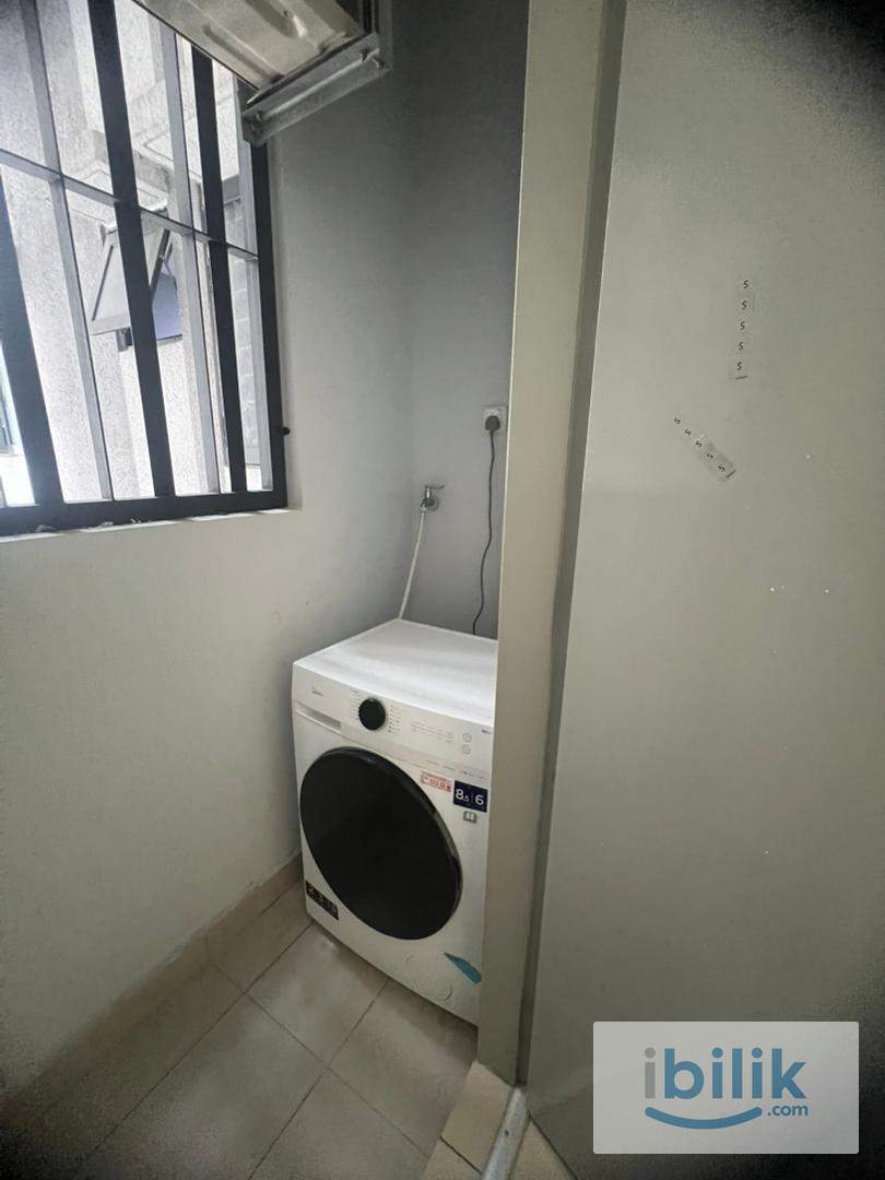 M Vertica Middle Room For Rent-Female Only, ~ Just 4 min Walking Distance to LRT/MRT Maluri - Image 8
