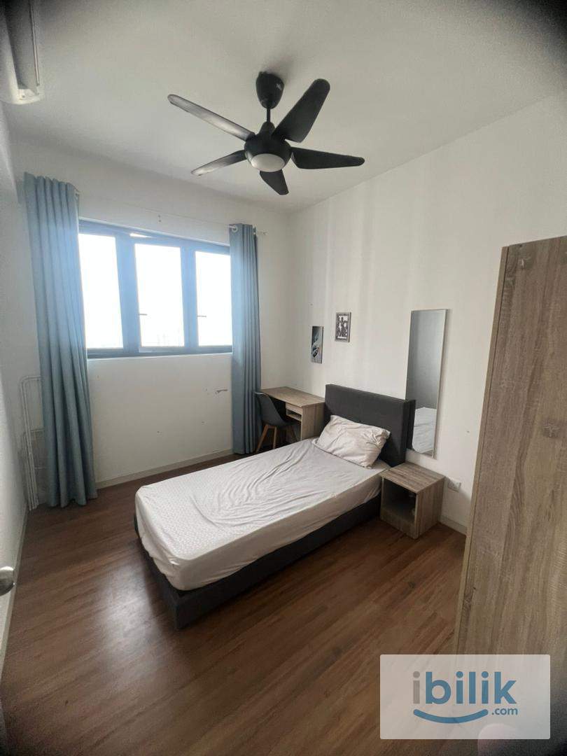 M Vertica Middle Room For Rent-Female Only, Just 4 min Walking Distance to LRT/MRT Maluri - Image 4