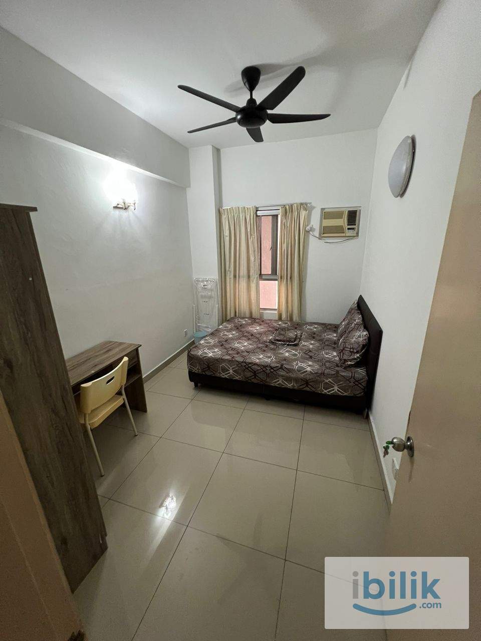 Seri Maya Middle Room For Rent-Mixed Gender Only, just 4/5 walking distance to LRT Setiawangsa - Image 2