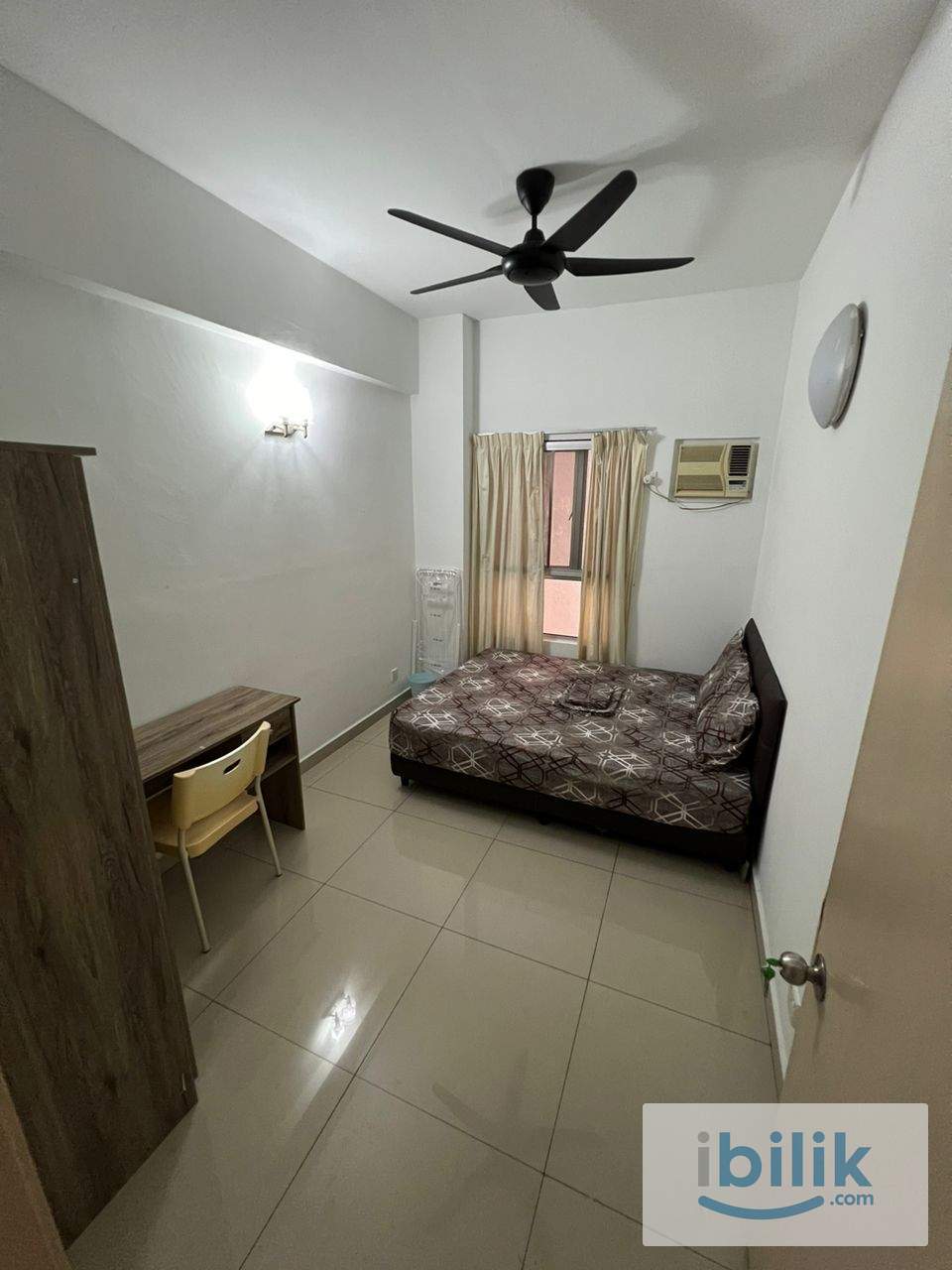 Seri Maya Middle Room For Rent-Mixed Gender Only, just 4/5 walking distance to LRT Setiawangsa - Image 7
