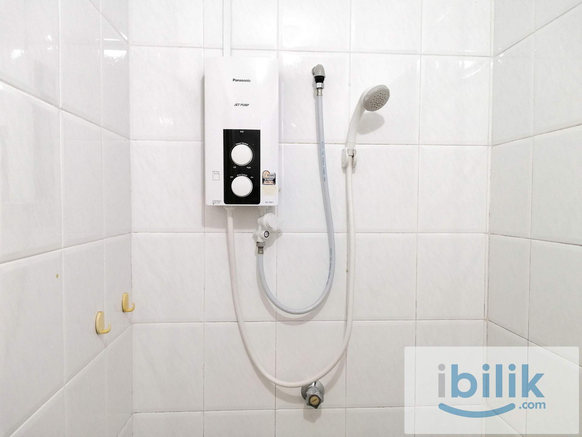 Furnished middle room in BU10 Bandar Utama RM550 - Image 3