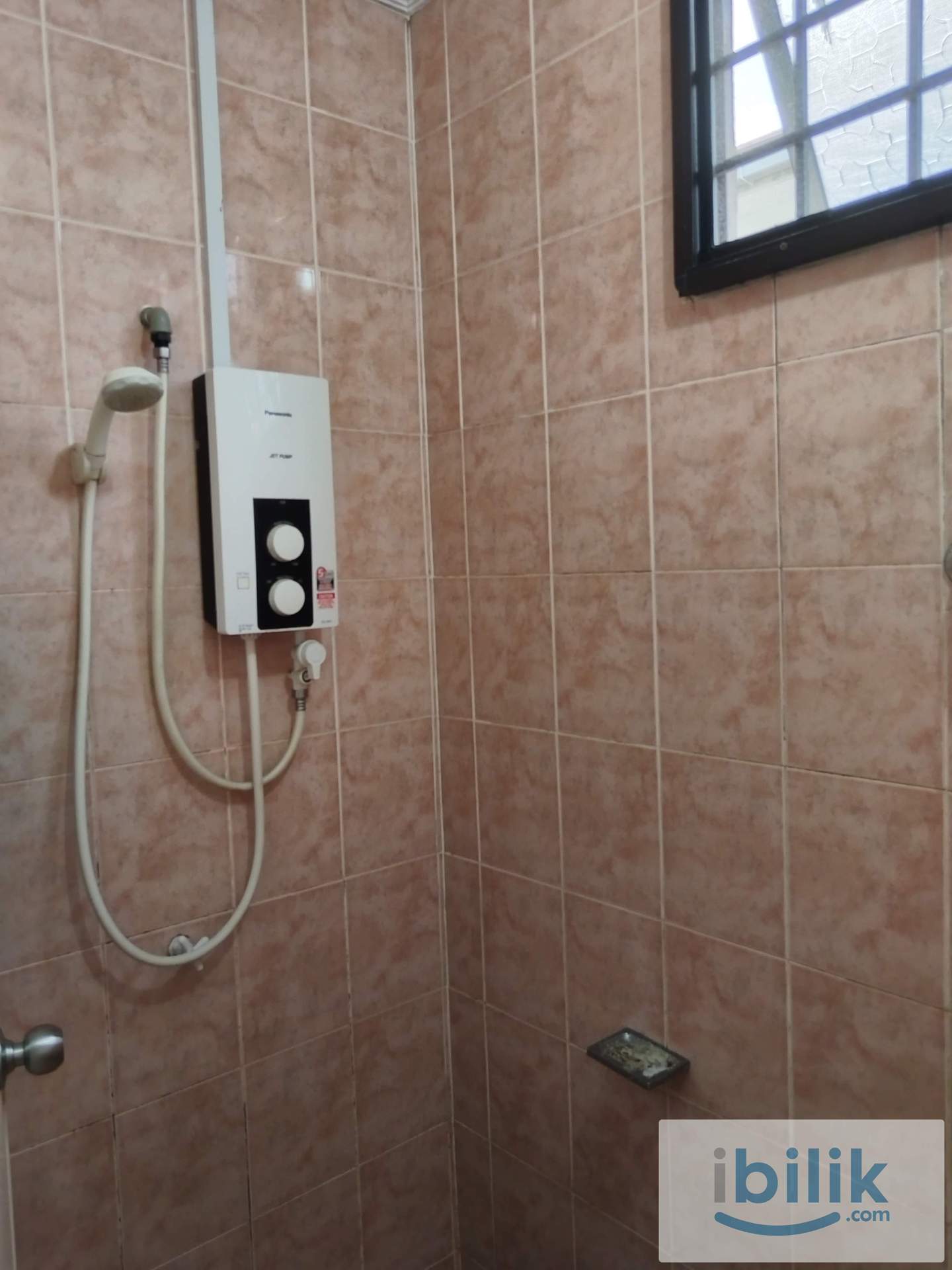 Furnished medium room in Bandar Utama RM550 - Image 3