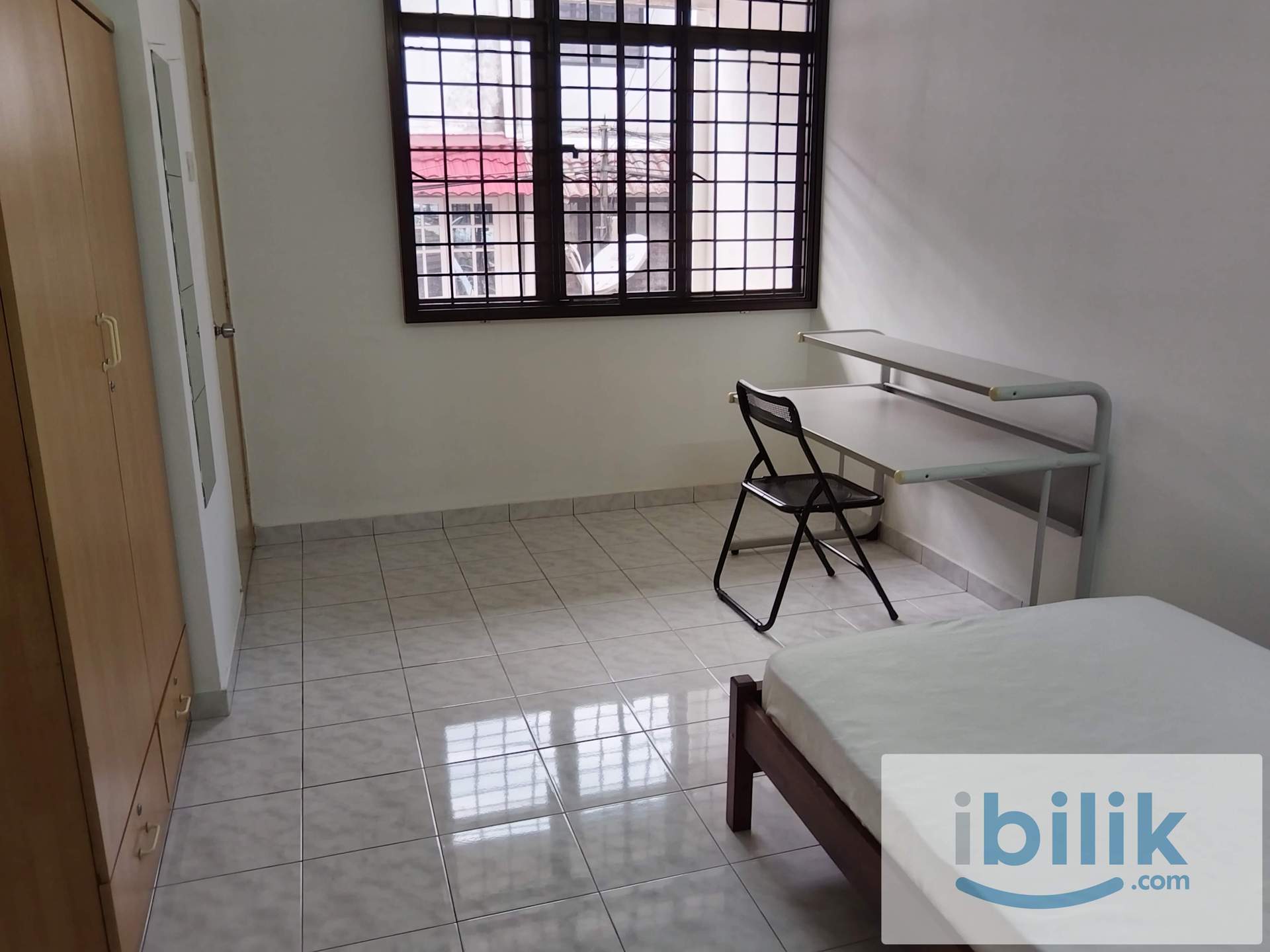 Furnished middle room with attached bath in Bandar Utama RM550 - Image 2