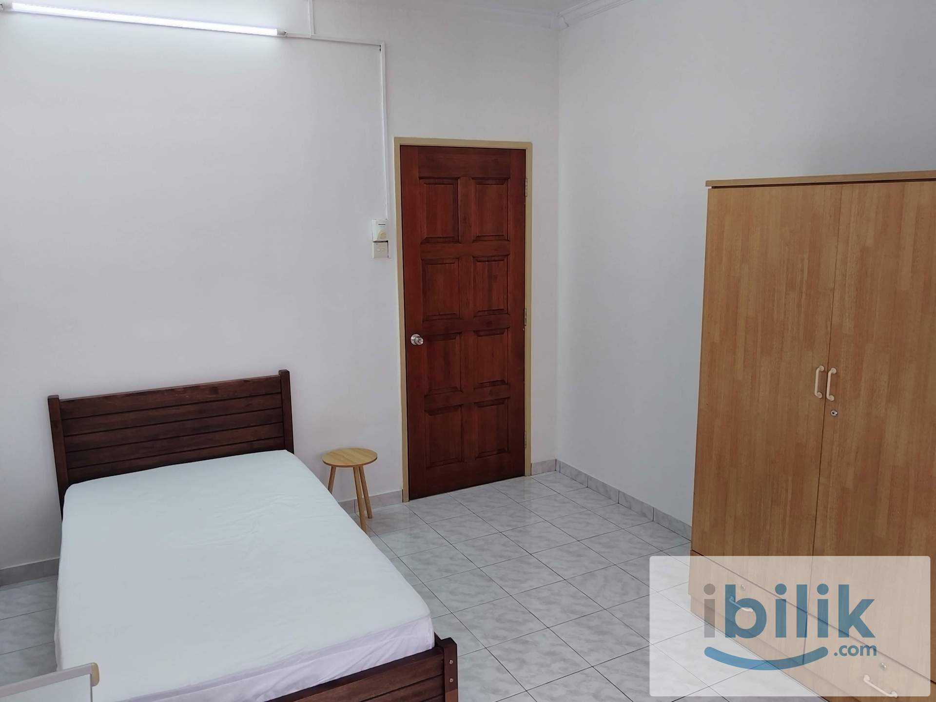 Furnished middle room with attached bath in Bandar Utama RM550 - Image 1