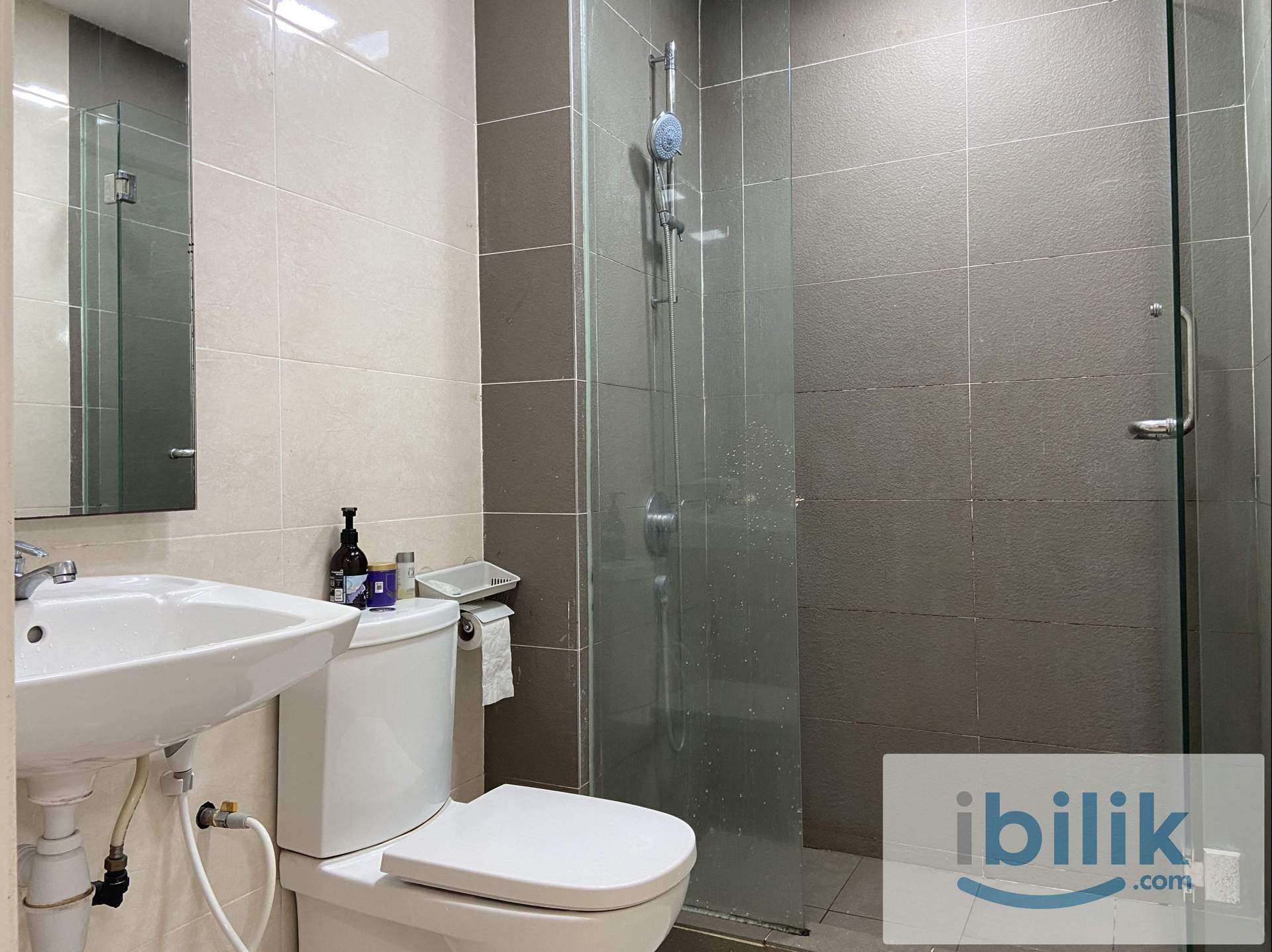 3 Sty Super Link @ Lake Fields, Sg Besi, TBS, Fully Furnished With Air-Condand and Balcony - Image 3