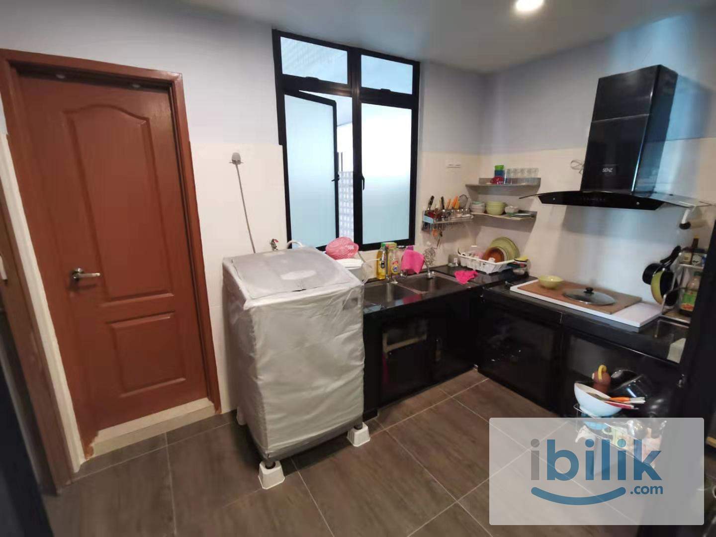 Small Room - Image 3