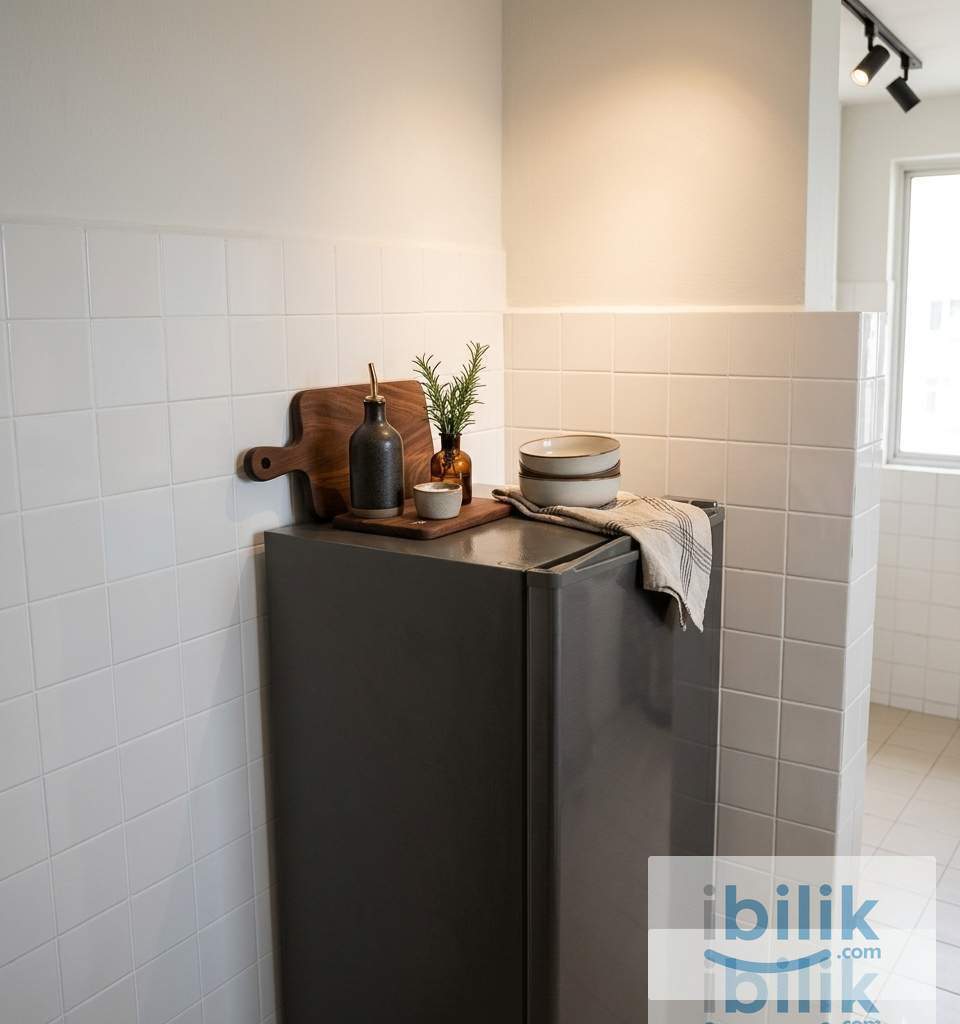 ✨ Cozy Furnished Room for Rent (Female Only) – All Utilities Included! ✨ - Image 4