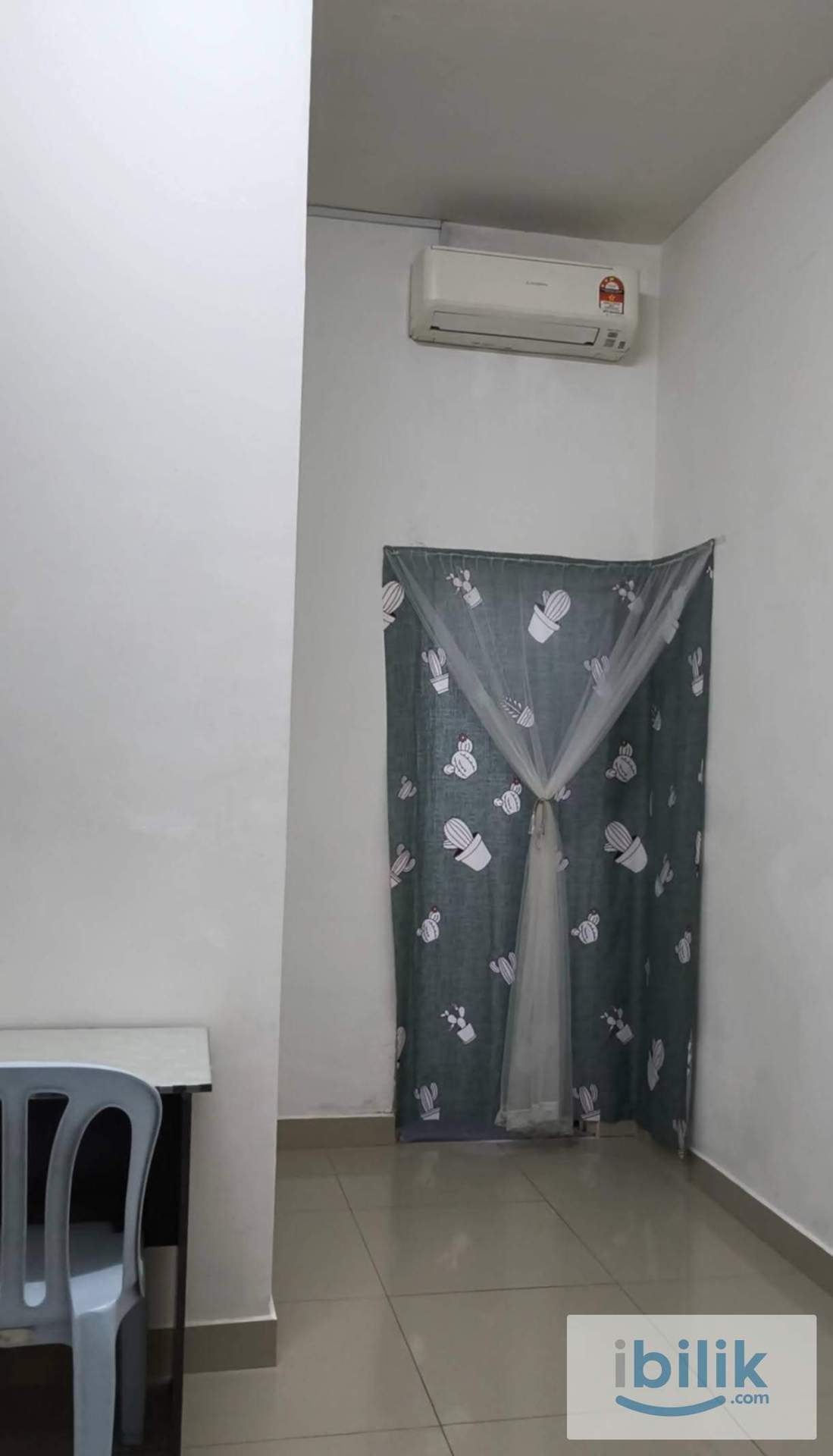  Walk to MAHSA U! Cozzy Medium Room for Female @ SP 1 - Image 2