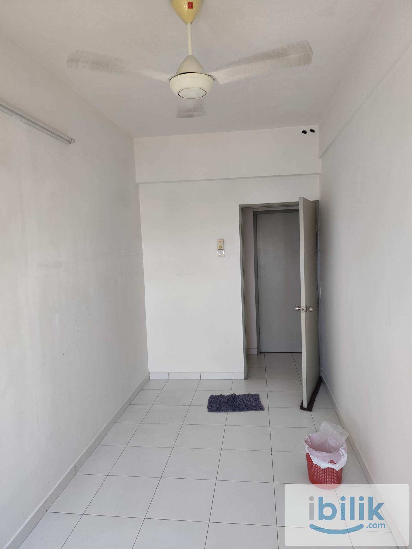 Medium room for rent at Palma laguna - Image 2