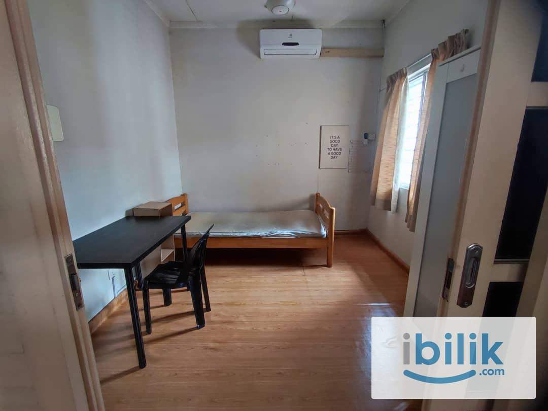 Fully Furnished Middle Room - Image 4
