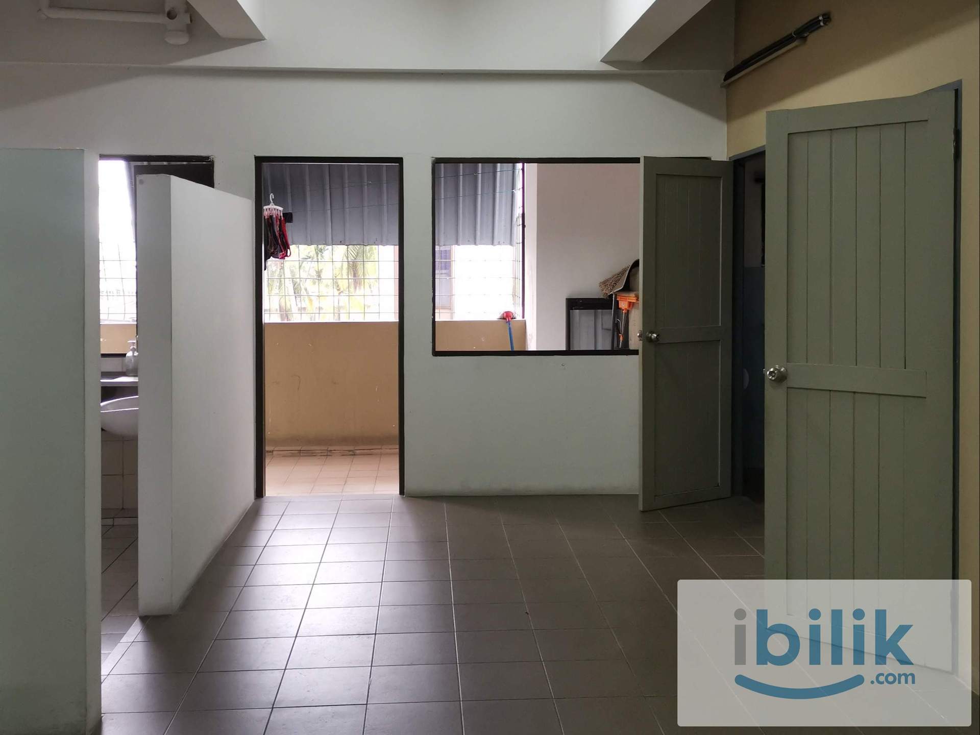Room Near Aeon - Image 2