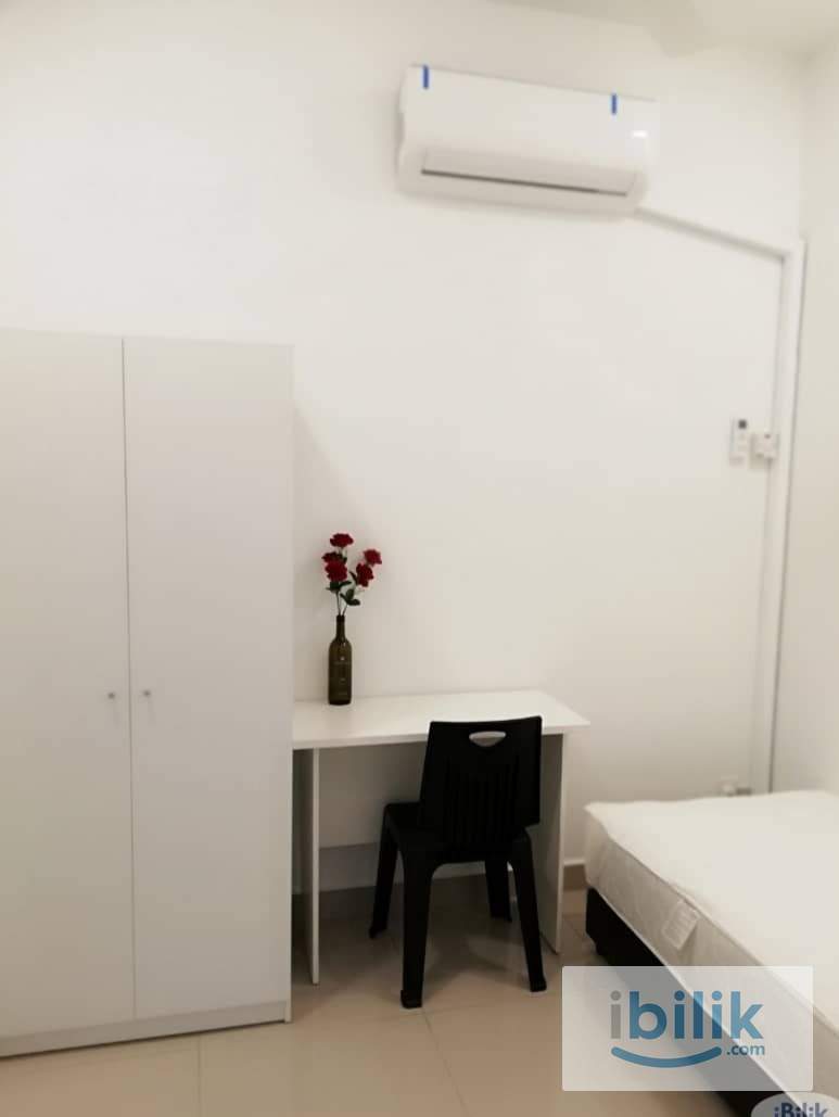 Middle Room Bandar Botanic Klang - Image 1