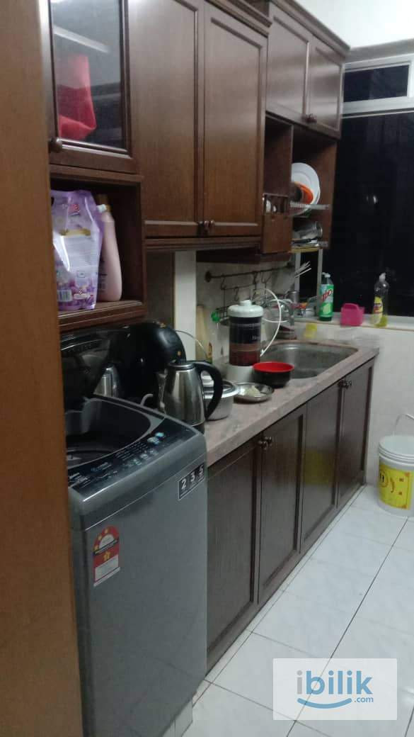 Room 2 for rent at Villa kejora Relau Penang - Image 3