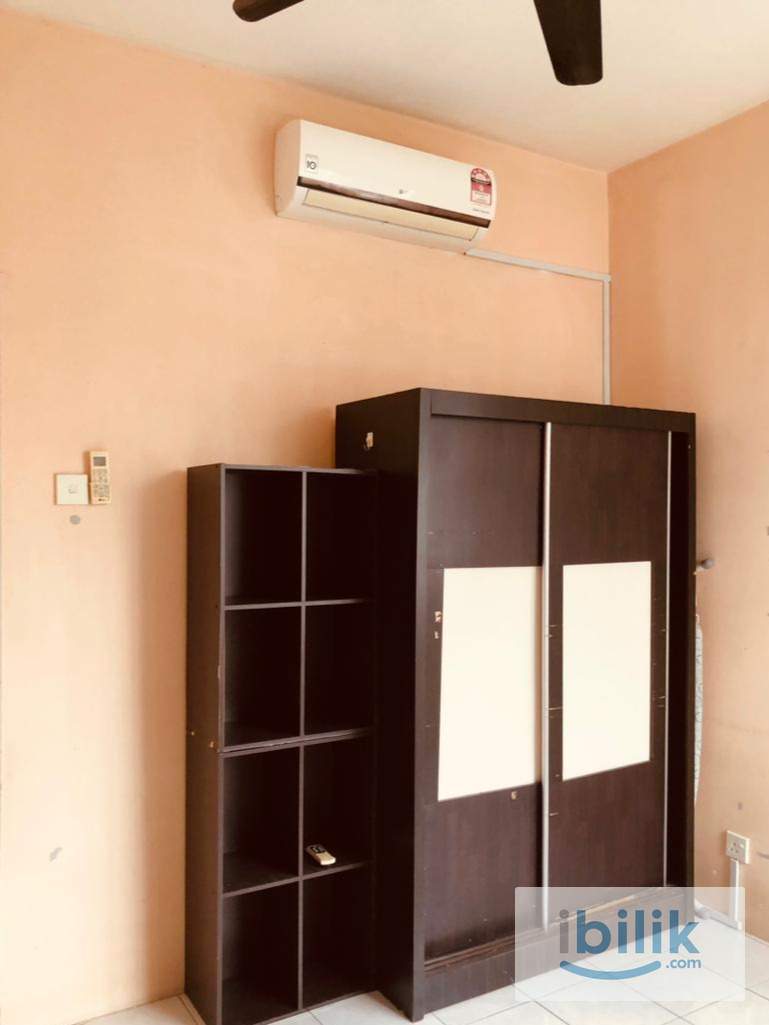Small Room - Image 3