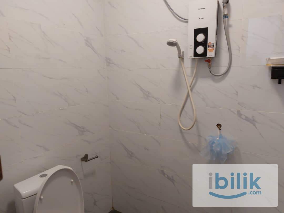 Fully Furnish medium room attached bathroom for rent  @ Bandar Utama  - Image 1