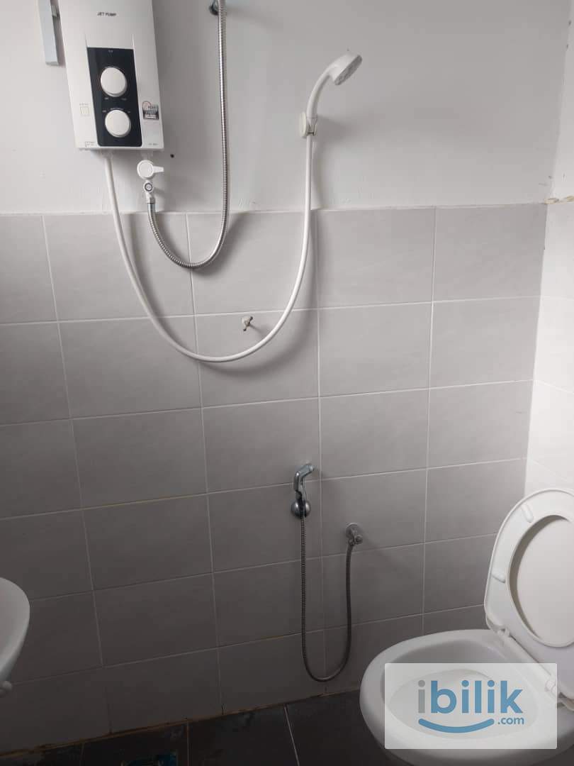 Concreate fully furnish room with private bathroom for rent @ Petaling Jaya  - Image 1