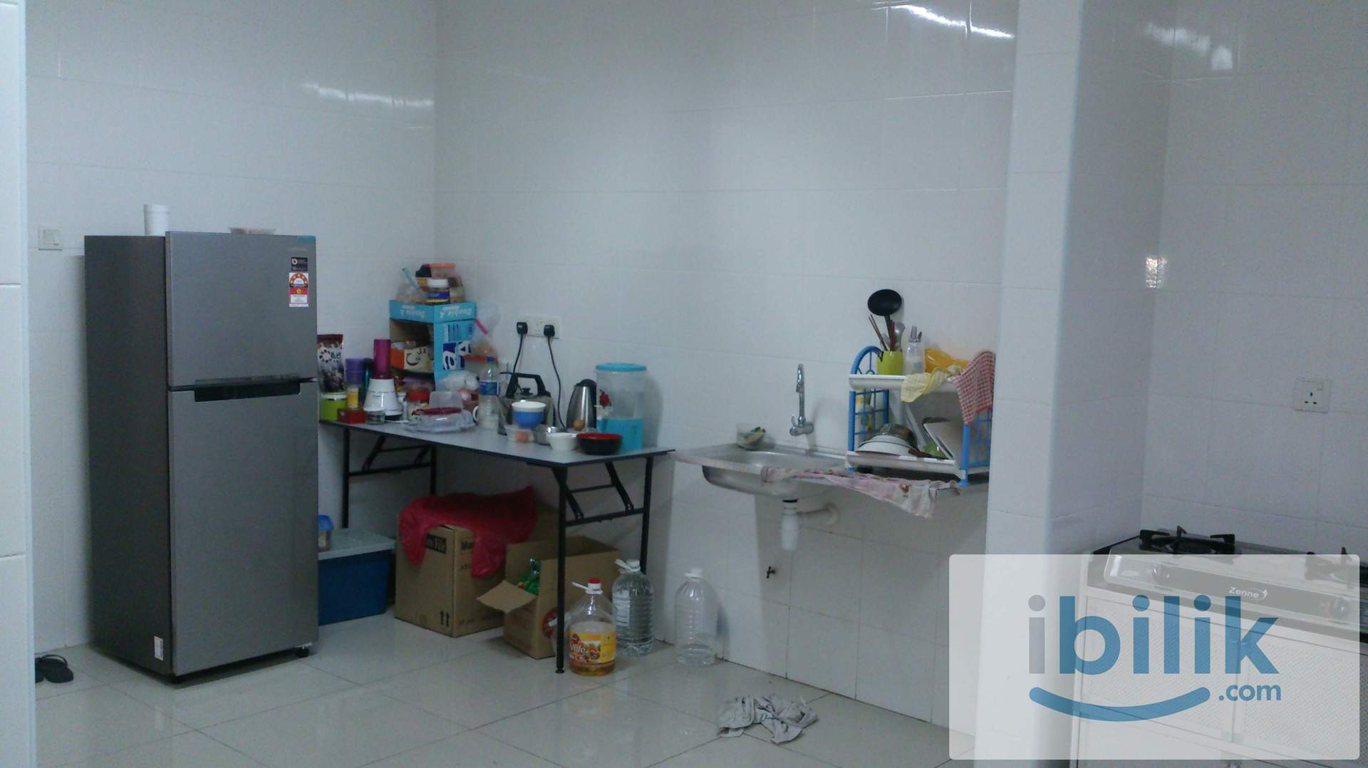 MasterRoom at Damai Residences, Kota Kemuning - Image 3