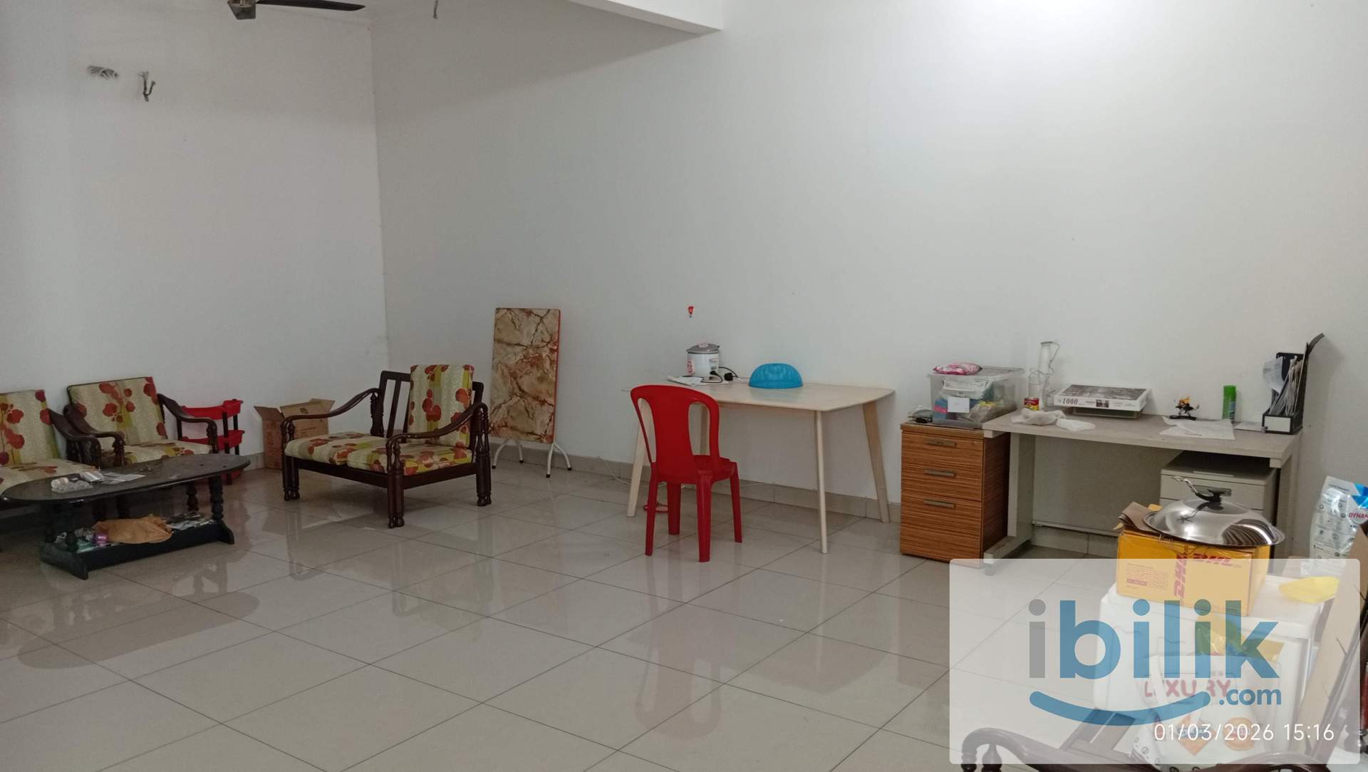 TAMAN GATED AND GUARDED,MASTEROOM WITH PRIVATE TOILET KOTA KEMUNING,HIGH SECURITY 24H/7DAYS - Image 2