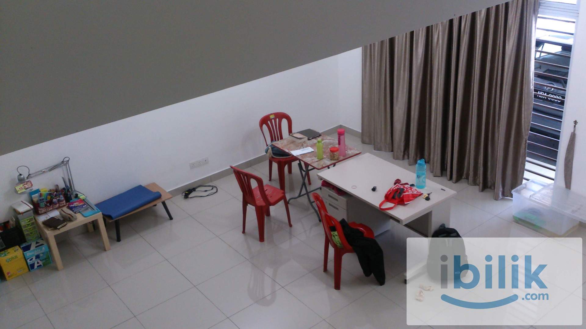 MEDIUM ROOM ATTACH PRIVATE TOILET,NON-SHARING,KOTA KEMUNING 24HOURS/7DAYS SECURITY GATED GUARDED RESIDENCES - Image 1