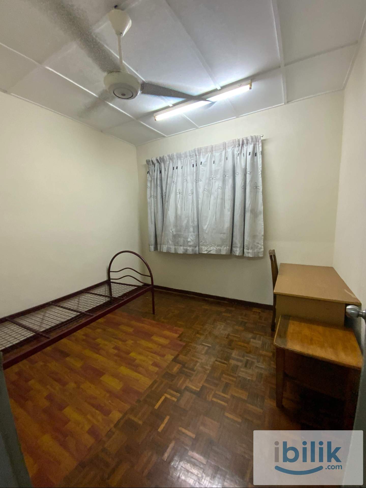 Medium Roon Near LRT Kelana Jaya - Image 2