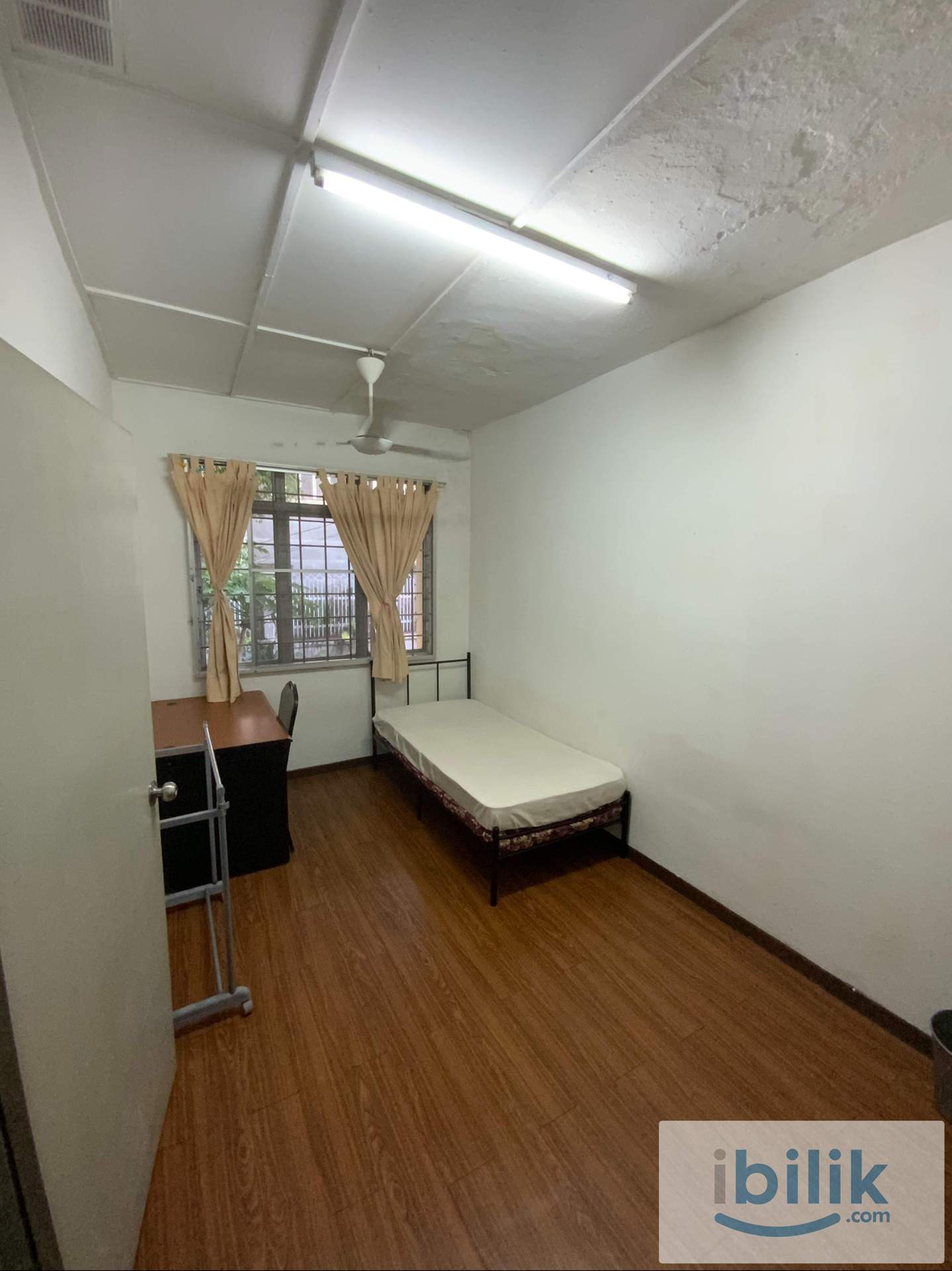 Single Room Near Kelana Jaya LRT - Image 2