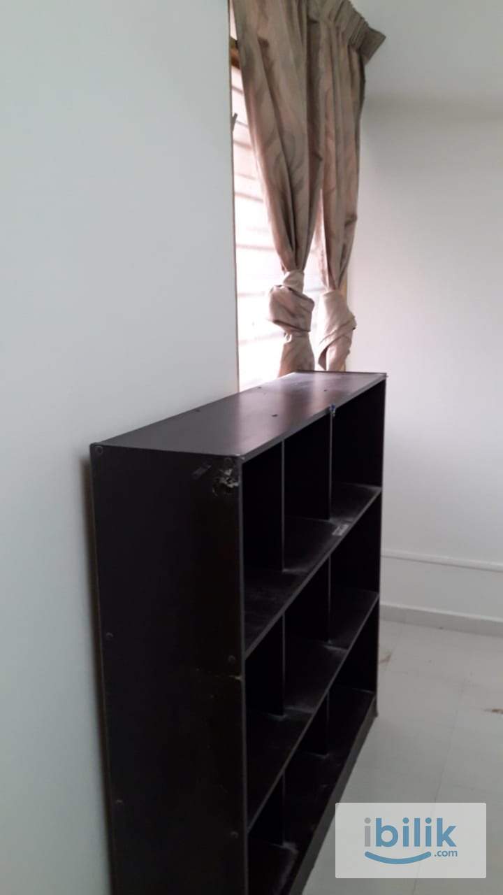 Small Room at Mentari Court 1, Bandar Sunway - Image 4