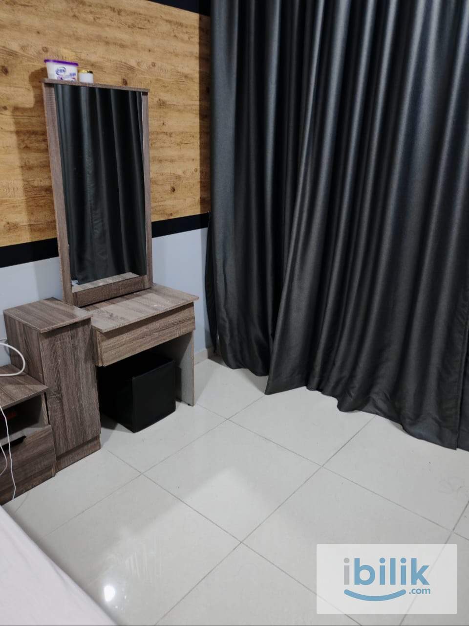 SINGLE ROOM URGENT FULL FURNISHED ROOM - Image 5