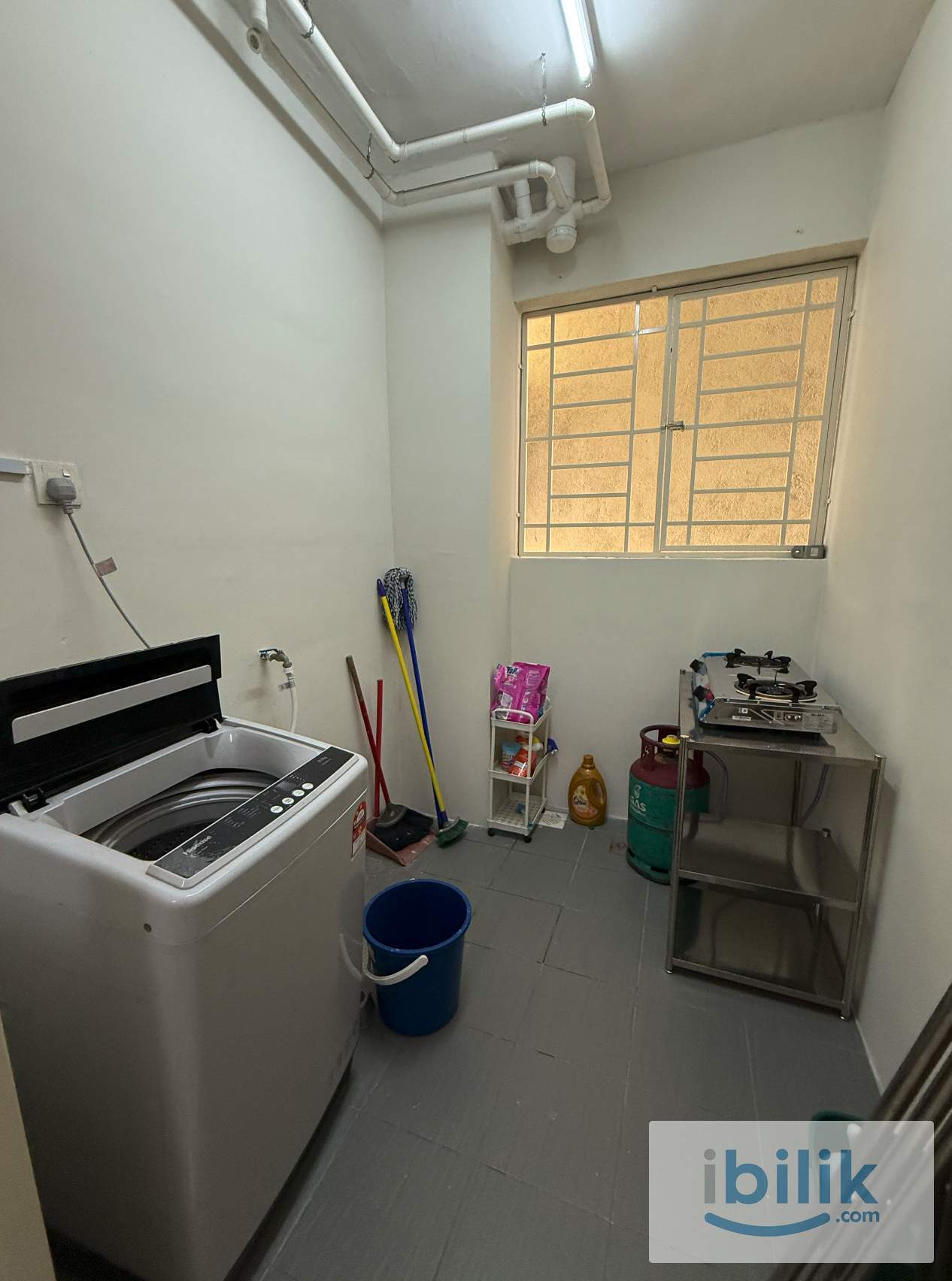 Female Aircon Medium Room  - Image 4