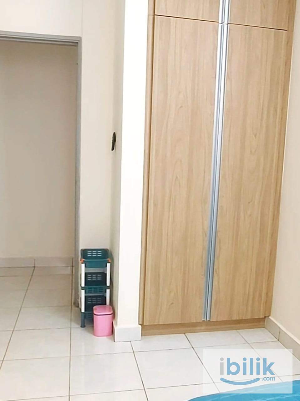 Cozy Middle Room for FEMALE Only! - Image 2