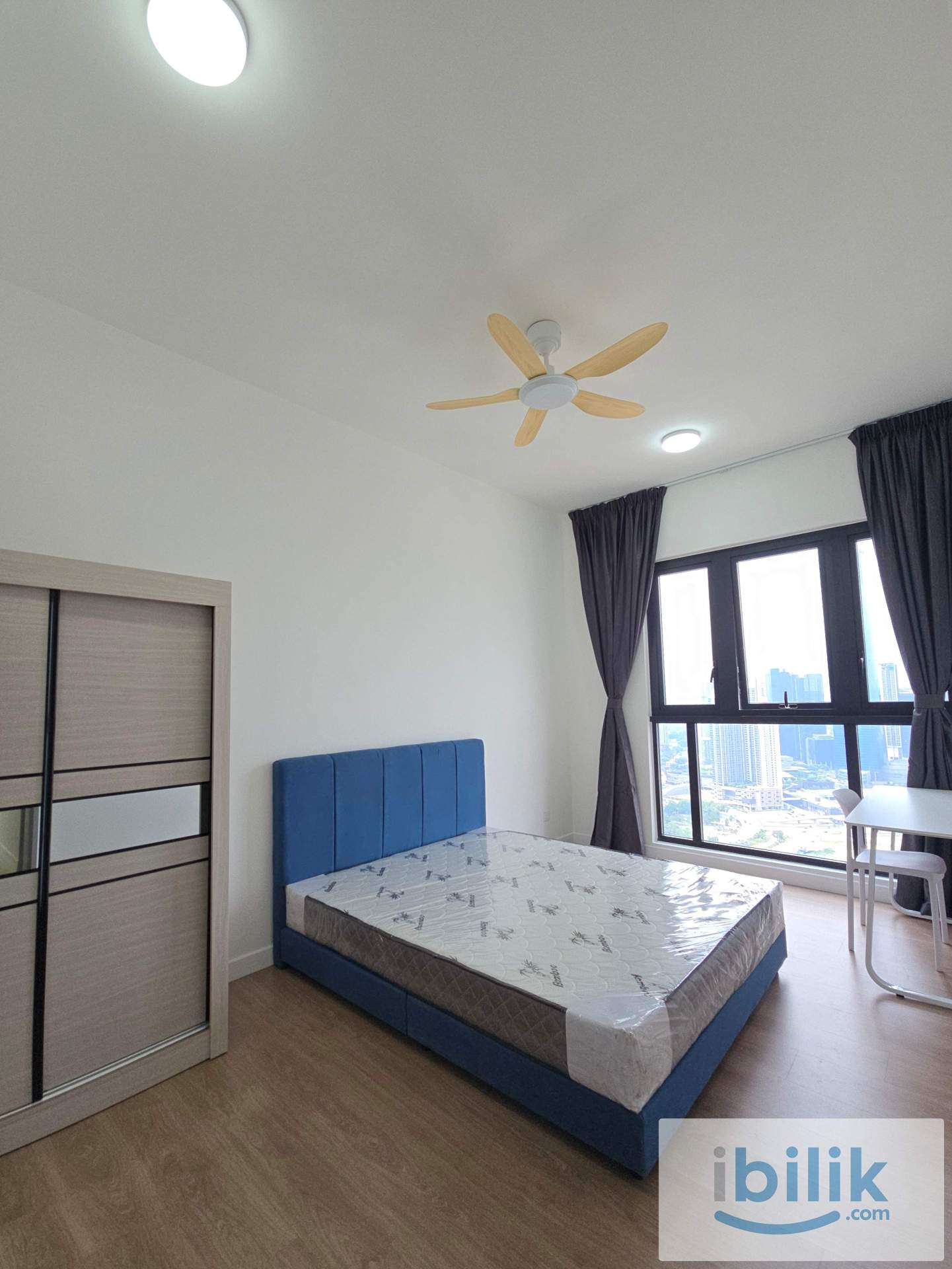 Skyline KL 3R2B Fully Furnished Top Floor attached Sky Garden with Facing KLCC  - Image 3