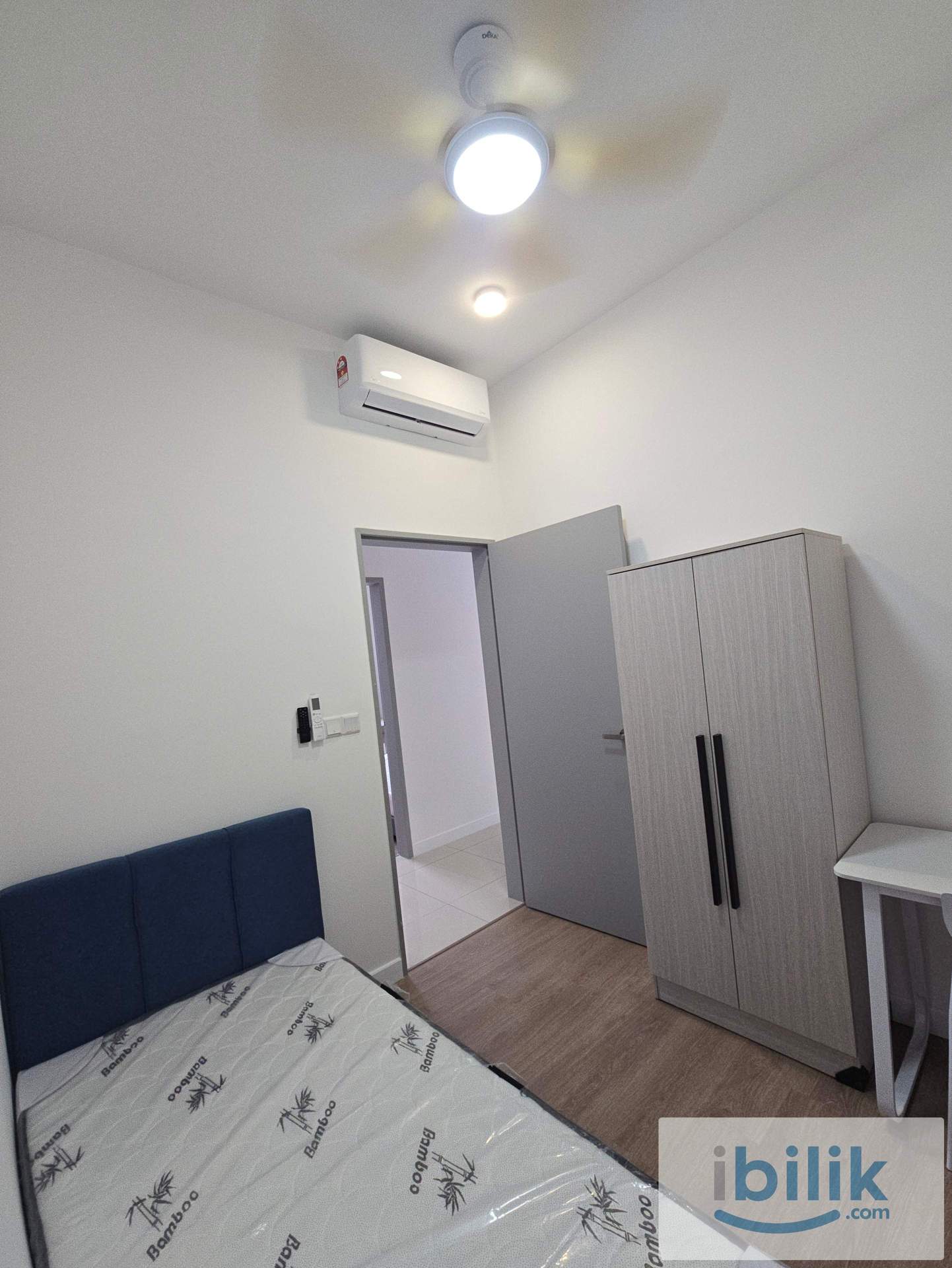 Skyline KL 3R2B Fully Furnished Top Floor attached Sky Garden with Facing KLCC  - Image 5