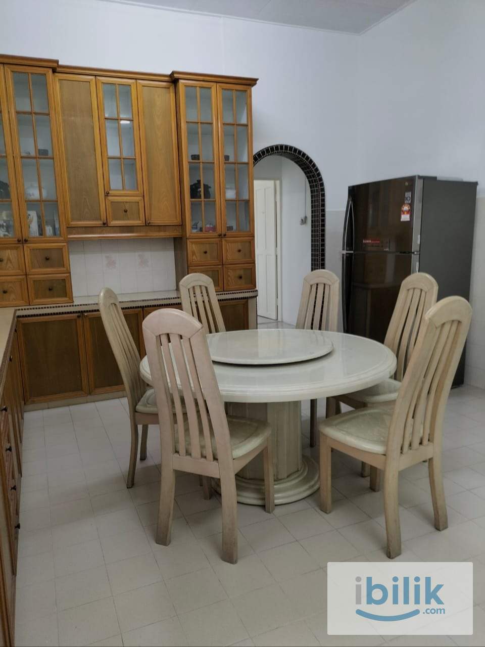 Fully Furnish MIddle Room to Rent at Teluk Intan - Image 3