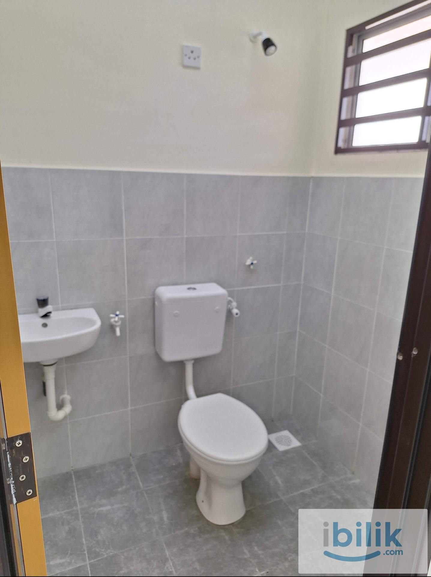 Bilik untuk disewa di Lagenda Teluk Intan Perak - Image 9