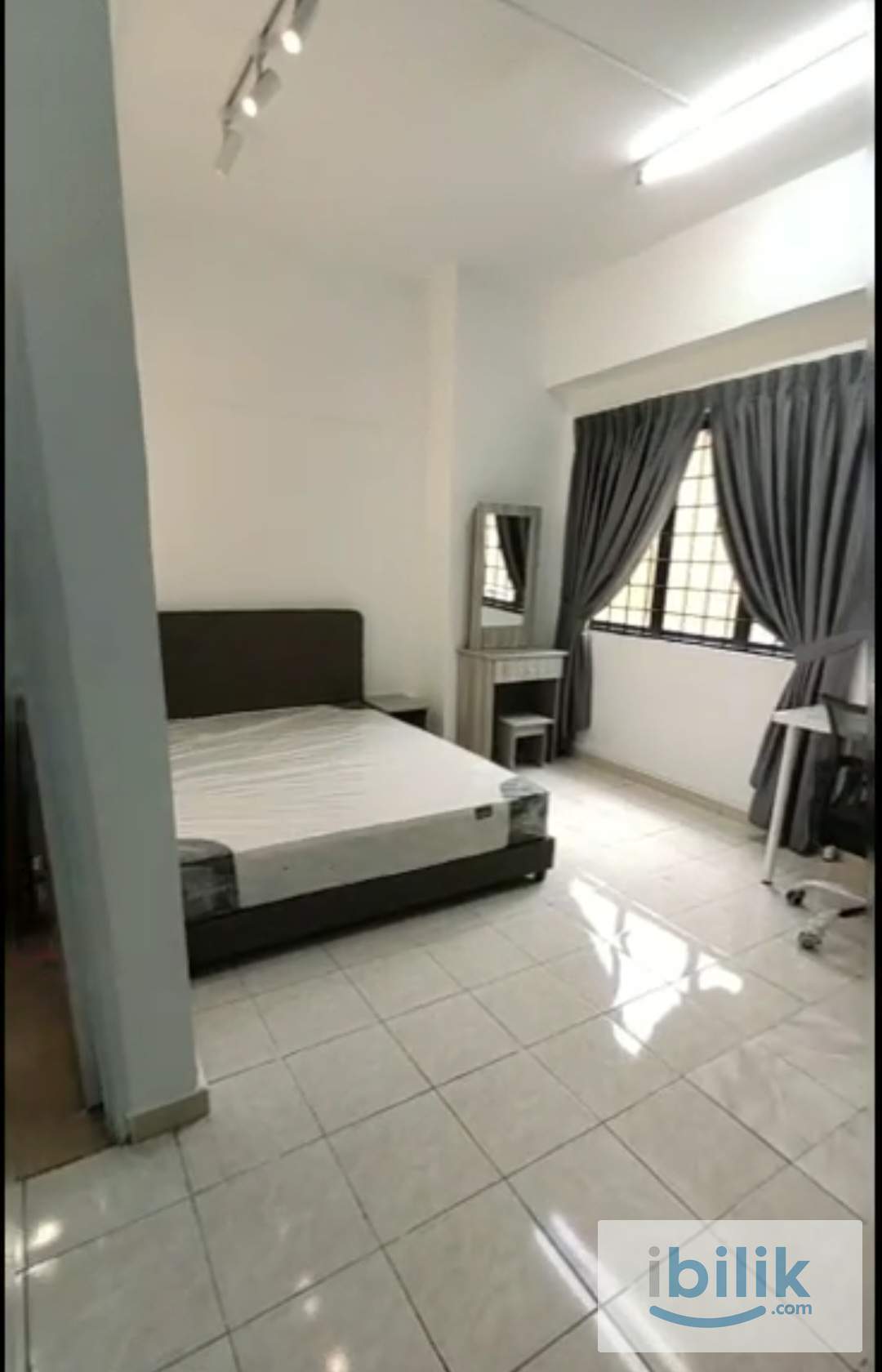 (Master Room) Full Female Unit Clean & Nice Room For Rent IMU APU Bukit Jalil Sri Petaling - Image 1