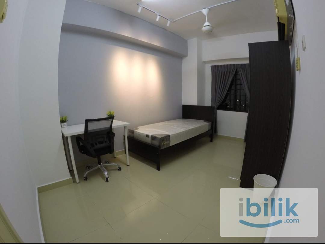 Full Female Unit Clean & Nice Room For Rent IMU APU Bukit Jalil Sri Petaling - Image 1