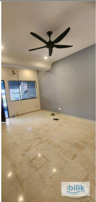 YULEK_MASTER ROOM TO RENT - Image 1