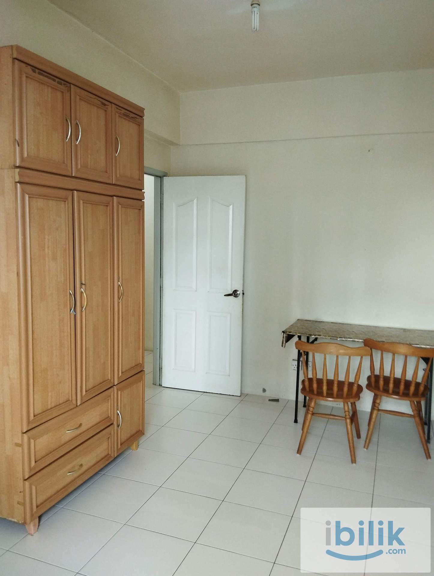 Single Room at Georgetown, Penang - Image 1