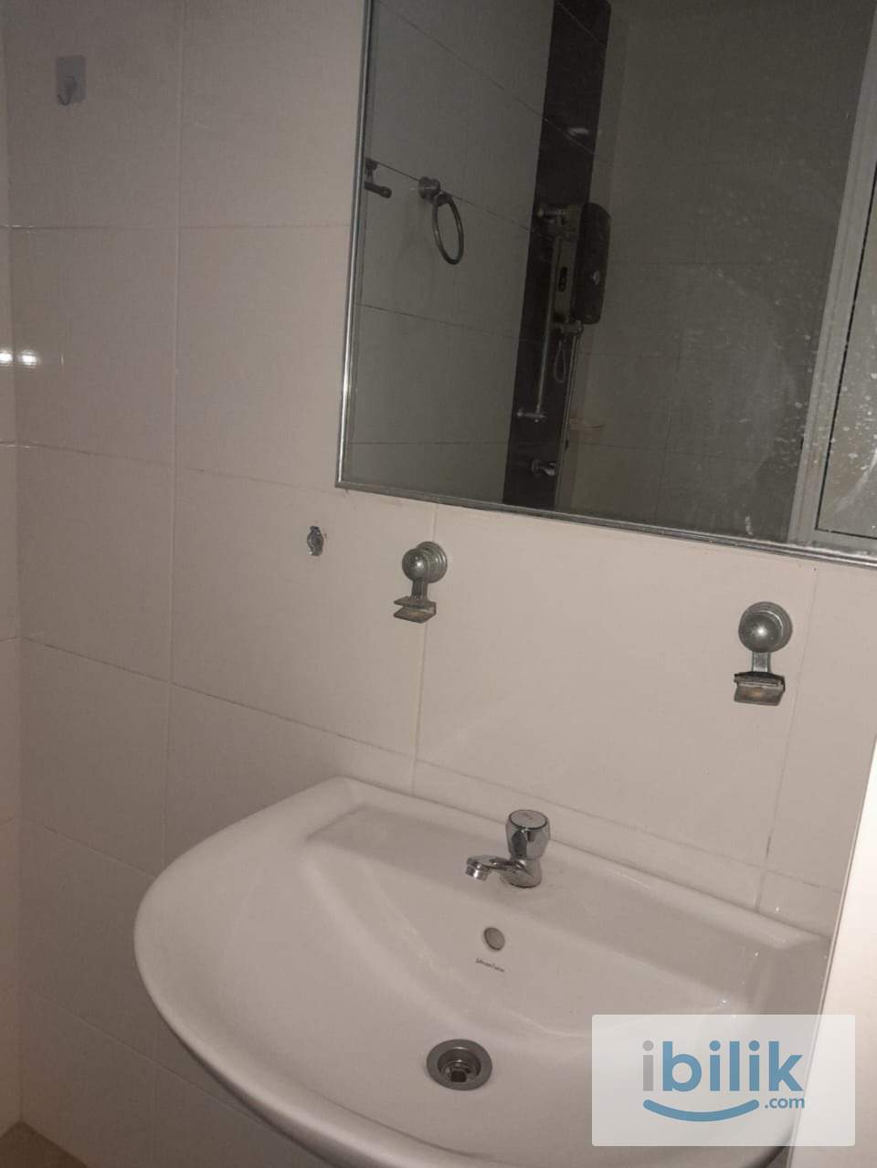 Single Room for rent - Image 3