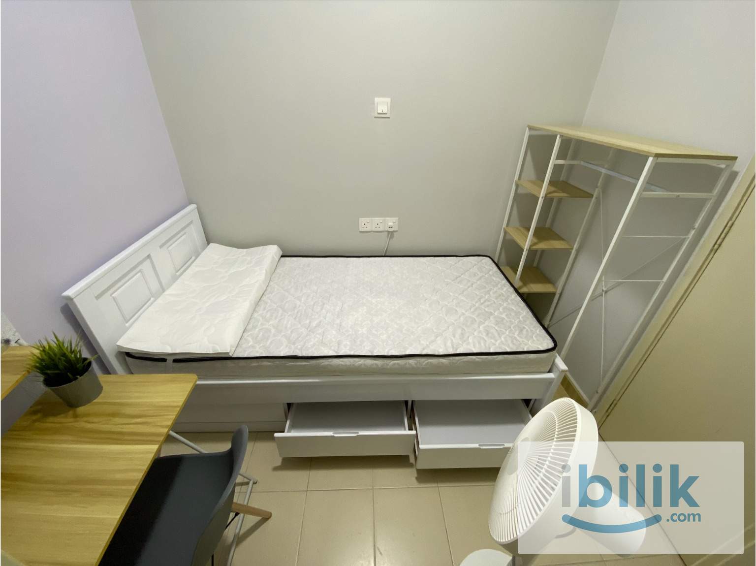 Fully Furnish Small Room with Private Bath Only Chinese Female - Image 1