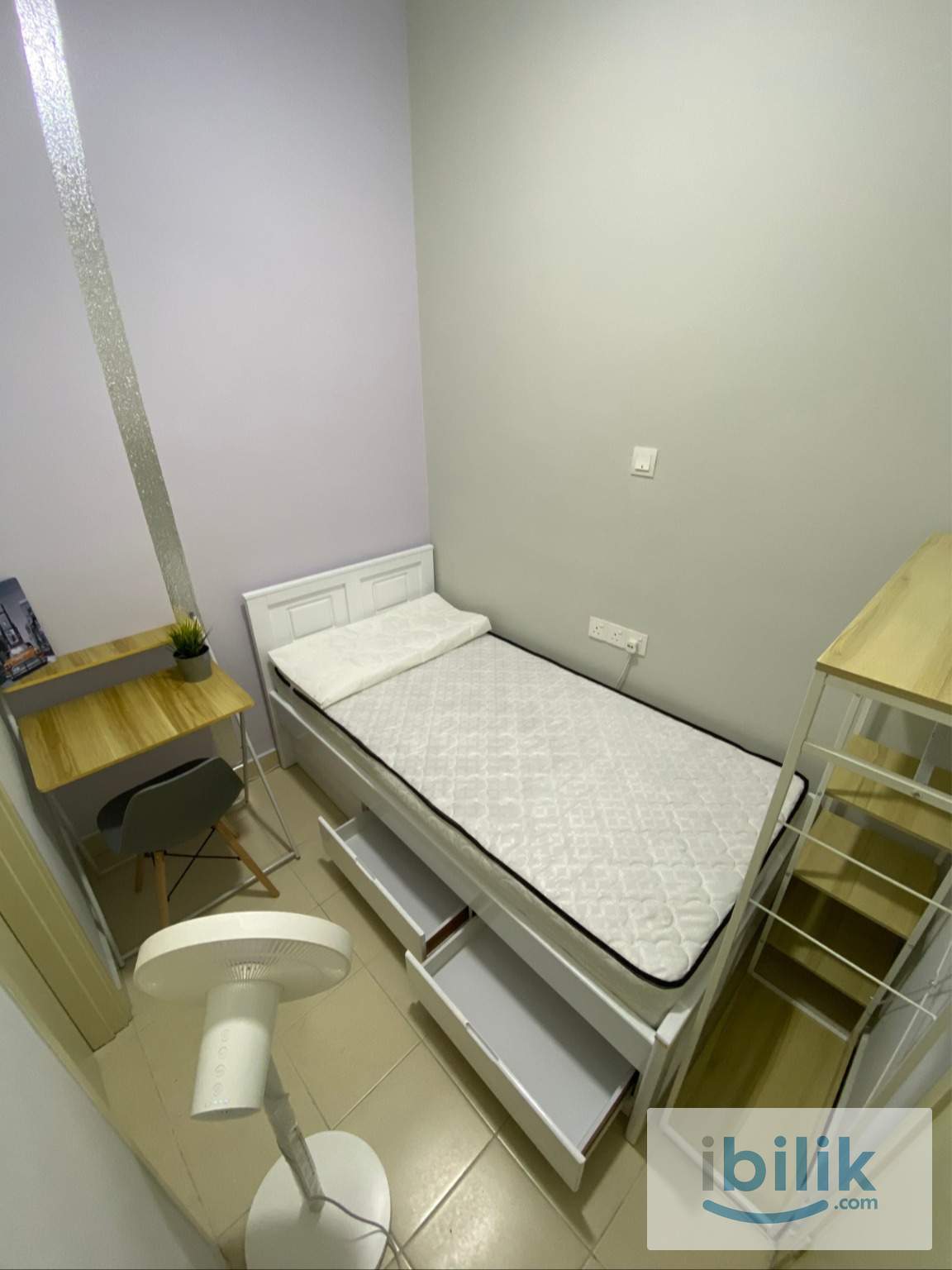 Fully Furnish Small Room with Private Bath Only Chinese Female - Image 2